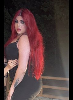 Naya Hot - Acompañantes transexual in Beirut Photo 13 of 13