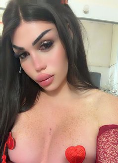 Naya. Hot - Transsexual escort in Beirut Photo 21 of 25