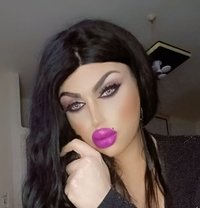 Naya Hot - Transsexual escort in Beirut