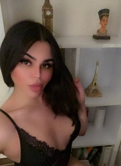 Naya Khalifa - Transsexual escort in Dubai Photo 3 of 7