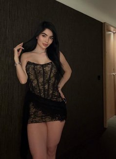 Naya - escort in Beirut Photo 2 of 6