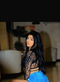 Naya - escort in Beirut Photo 4 of 7