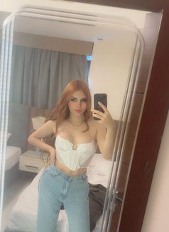 Naya - Transsexual escort in Beirut Photo 2 of 6
