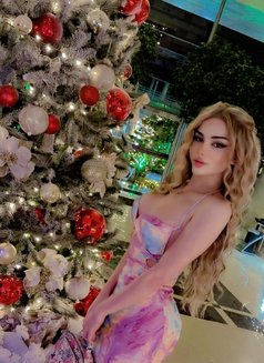 Naya - Transsexual escort in Beirut Photo 4 of 15
