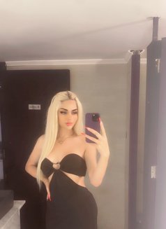 Naya - Acompañantes transexual in Beirut Photo 15 of 17