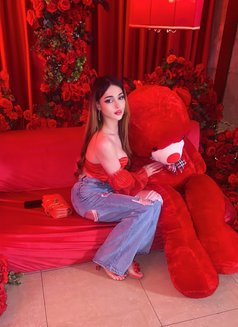 Naya - Transsexual escort in Beirut Photo 4 of 11