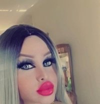 Naya - Transsexual escort agency in Beirut