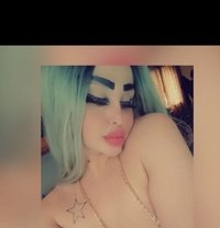 Naya - Transsexual escort agency in Beirut