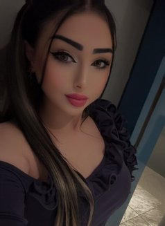 Naya - escort in Dubai Photo 1 of 4