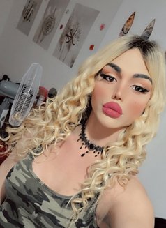 Naya - Acompañantes transexual in Beirut Photo 2 of 12