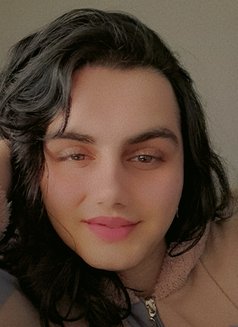 Naya - Transsexual escort in Erbil Photo 1 of 2