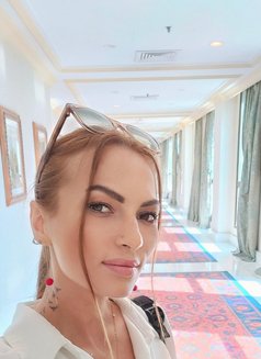 Naya - escort in İstanbul Photo 5 of 12