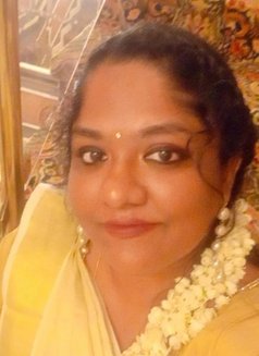 Nayana - adult performer in Dubai Photo 9 of 10