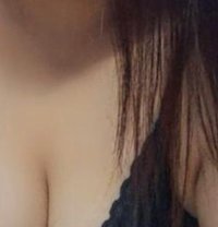 Deepthi Kochi - escort in Kochi Photo 1 of 2