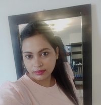 Nayana Xy Hifi Cam Fm - puta in Thrissur
