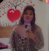 Nayara Singh Real Meet and Cam Show - escort in Kochi