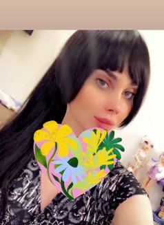 Nayasexy - Transsexual escort in Baghdad Photo 1 of 4