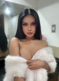 นาเยฟ - masseuse in Riyadh Photo 8 of 30