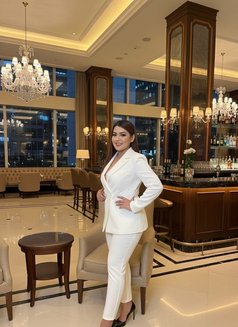 VIP Nayer - Masajista in Al Manama Photo 4 of 7