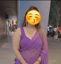 Nayi neveli hot bhabhi🫦 🥞 - adult performer in New Delhi