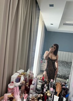 Nayla - escort in Muscat Photo 8 of 10