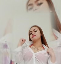 Nayla Nana - puta in Jakarta