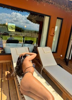 Nayomi - escort in Nairobi Photo 1 of 3