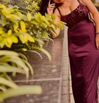 Girlfriend experience - companion in Colombo