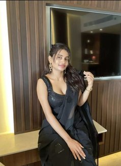 Nayra - escort in Hyderabad Photo 2 of 2