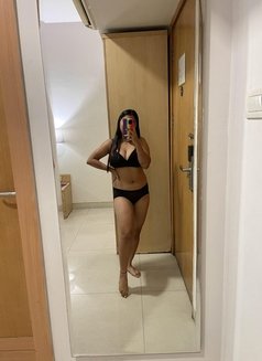 Nayra - escort in Mumbai Photo 4 of 5