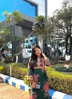 Nayra Khanna | Built for the Elite Stage - escort in Hyderabad Photo 4 of 8