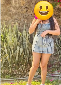 Nayra cam and real meet - escort in Bangalore Photo 2 of 2