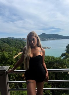 Naz - escort in Phuket Photo 10 of 16