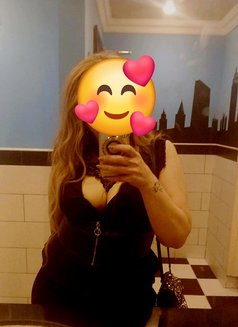 NAZI IRANIAN🥰 - escort in Muscat Photo 19 of 20