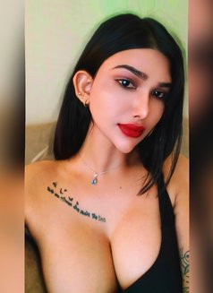 Nazia - Acompañantes transexual in Pune Photo 19 of 20