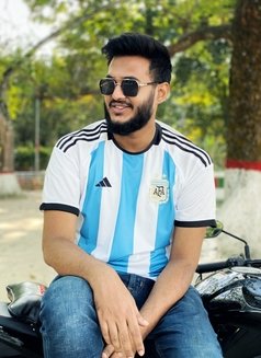 Nafiz - Male escort in Dhaka Photo 1 of 10