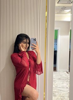 Nazli - escort in İstanbul Photo 2 of 5