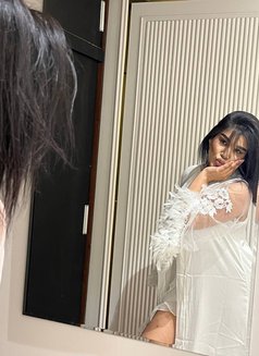 Nazli - escort in İstanbul Photo 3 of 5