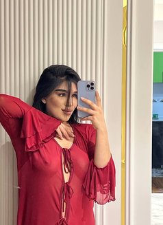 Nazli - escort in İstanbul Photo 5 of 5