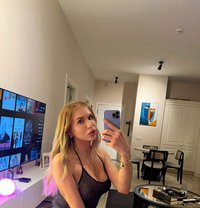 Nazli KoreL XXL - Transsexual escort in İstanbul