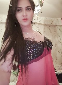 Nazli - Transsexual escort in İstanbul Photo 10 of 12