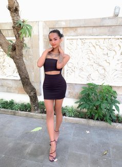 NAZMA AZ (TOP 8INCH) @ULUWATU - Acompañantes transexual in Bali Photo 8 of 19