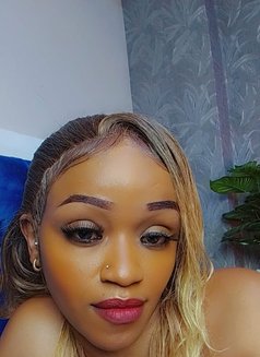 Nazrah - escort in Nairobi Photo 3 of 4