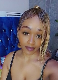 Nazrah - escort in Nairobi Photo 4 of 4