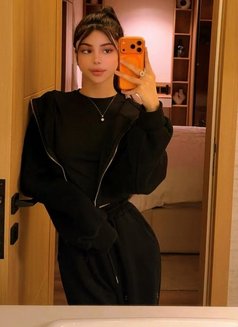 Nazrin - Acompañantes transexual in Riyadh Photo 29 of 30