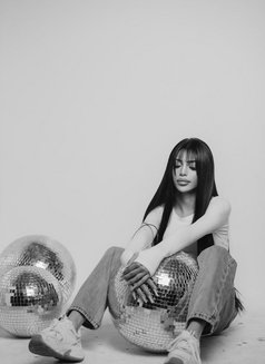 Nazrin - Transsexual escort in Riyadh Photo 18 of 28