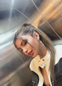 Nazrin - Transsexual escort in Riyadh Photo 28 of 30