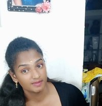 Nazriya - Transsexual escort in Chennai