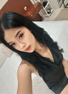 Nazwa - escort in Bali Photo 2 of 7