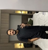 Nazzz - Male escort in Beirut